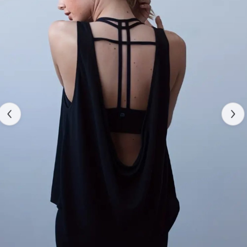 Beautiful NWOT Draped Back Yoga Tank XL - US 12-14